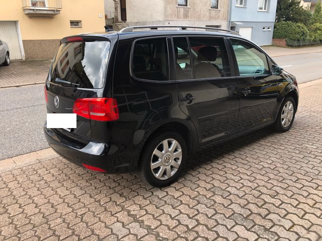 VOLKSWAGEN TOURAN1.6 TDI Cup 105CH GPS