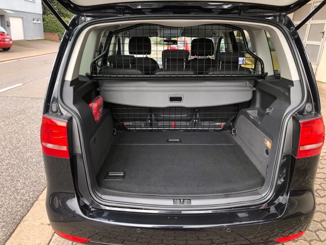 VOLKSWAGEN TOURAN1.6 TDI Cup 105CH GPS