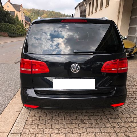 VOLKSWAGEN TOURAN1.6 TDI Cup 105CH GPS
