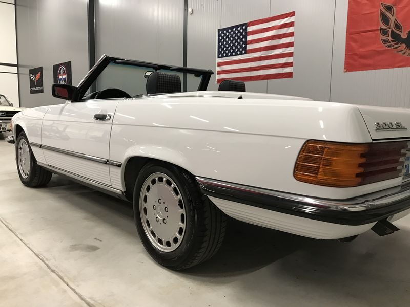 MERCEDES 300 SL 6cyl 3.0L BVM5