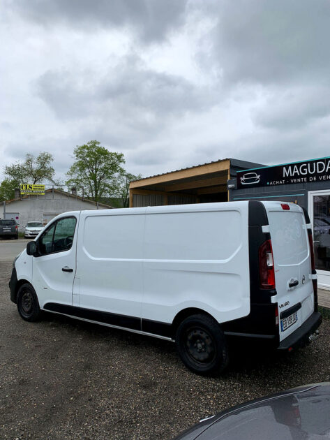 OPEL VIVARO B Camionnette 2016