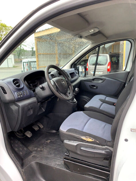 OPEL VIVARO B Camionnette 2016