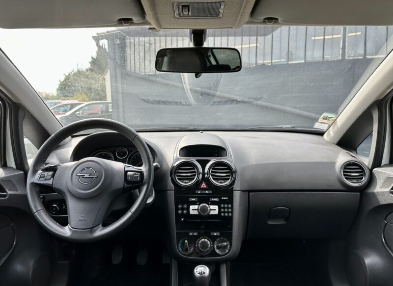 OPEL CORSA 2010