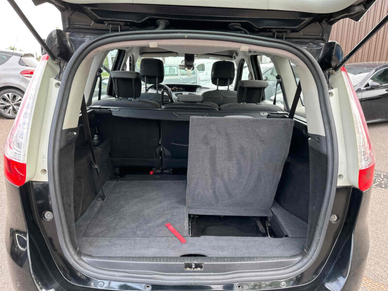 RENAULT SCÉNIC III 2014