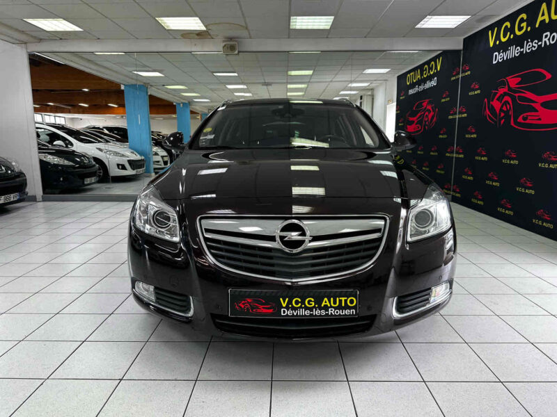 OPEL INSIGNIA Sports Tourer 2.0 CDTI 130 S&S Cosmo Pack
