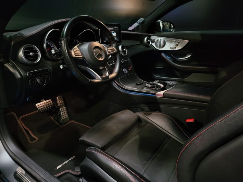 MERCEDES CLASSE C43 AMG AMG 4-matic 367cv PACK BLACK / AUDIO BURMESTER / APPLE CARPLAY