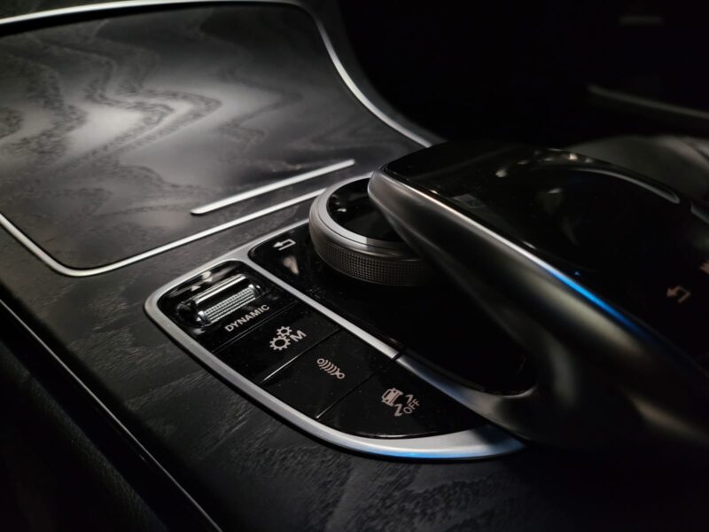 MERCEDES CLASSE C43 AMG AMG 4-matic 367cv PACK BLACK / AUDIO BURMESTER / APPLE CARPLAY