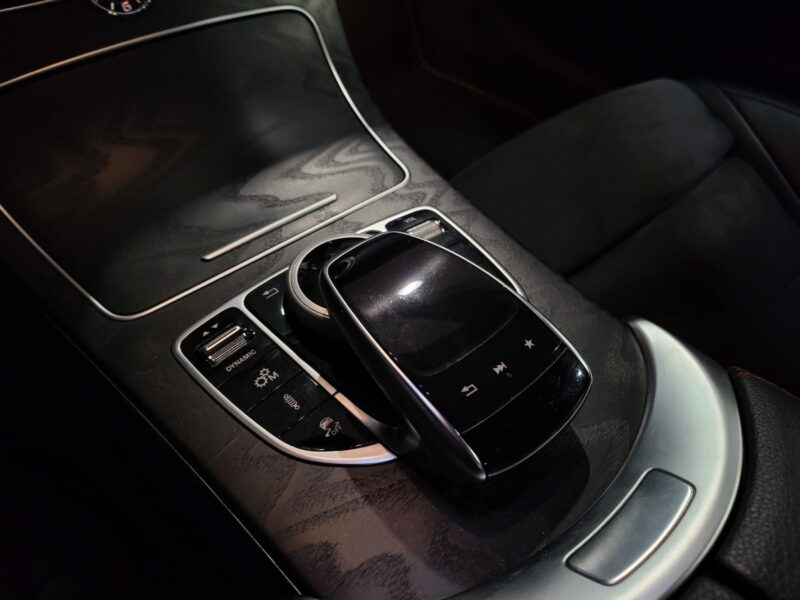 MERCEDES CLASSE C43 AMG AMG 4-matic 367cv PACK BLACK / AUDIO BURMESTER / APPLE CARPLAY