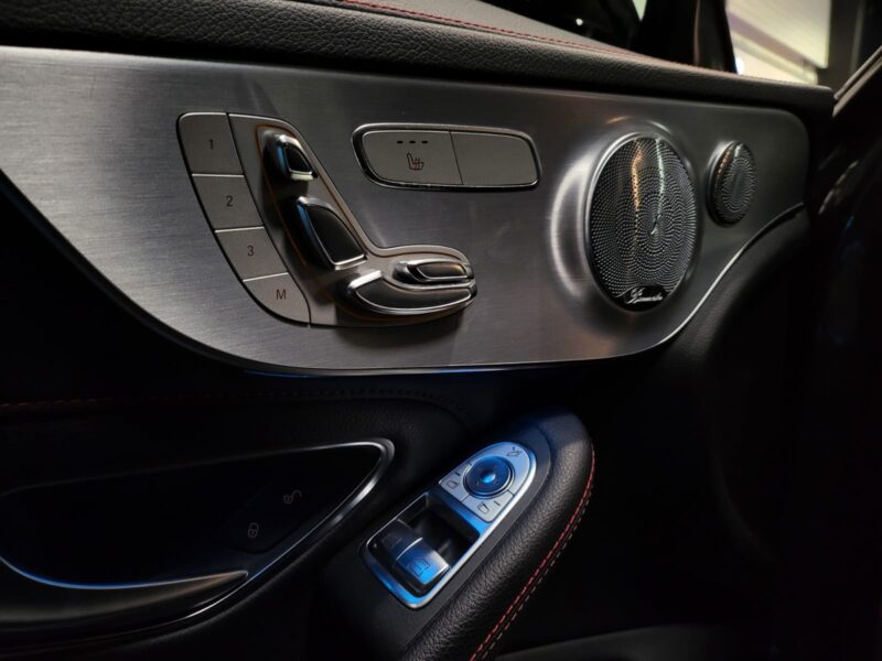 MERCEDES CLASSE C43 AMG AMG 4-matic 367cv PACK BLACK / AUDIO BURMESTER / APPLE CARPLAY