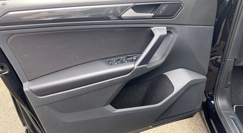 VOLKSWAGEN TIGUAN 2017