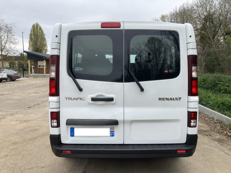RENAULT TRAFIC III Autobus/Autocar 2015