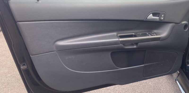 VOLVO C30 2008 R-Design 230ch