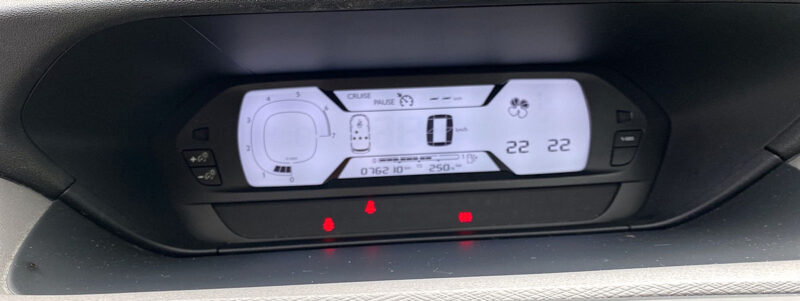 PEUGEOT RCZ blanche nacrée156 ch cuir+ sièges chauffants