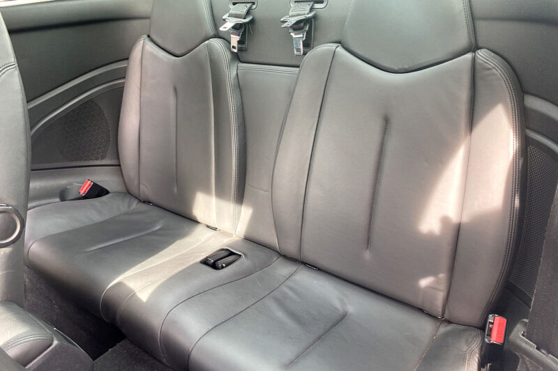 PEUGEOT RCZ blanche nacrée156 ch cuir+ sièges chauffants