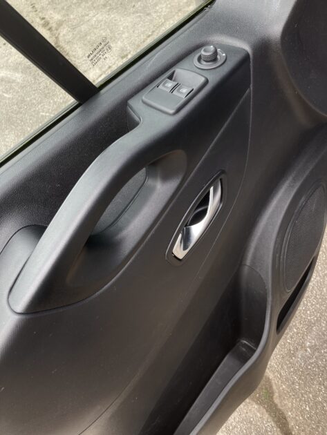 NISSAN NV300 FOURGON 2020