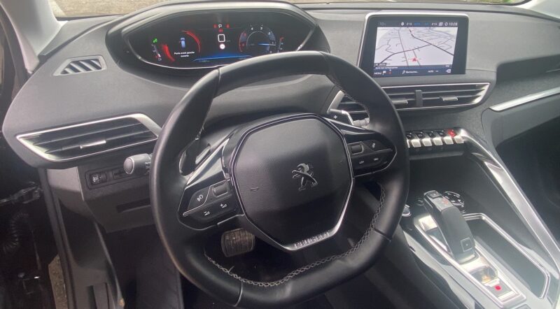 PEUGEOT 3008 2018 ALLURE BlueHDI 130ch