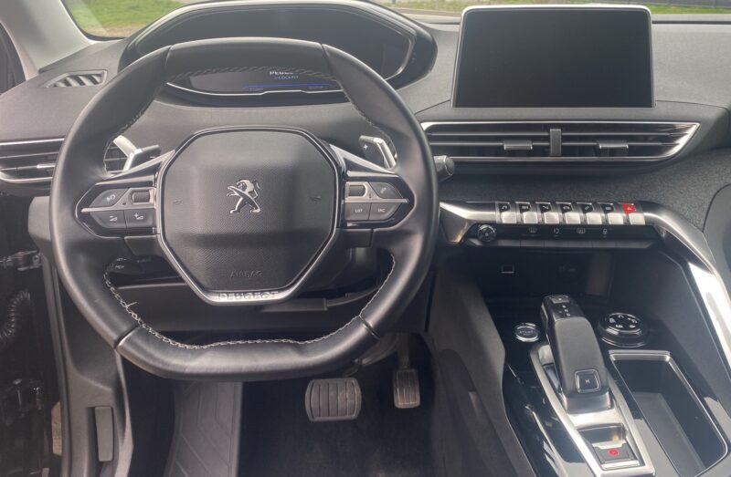 PEUGEOT 3008 2018 ALLURE BlueHDI 130ch