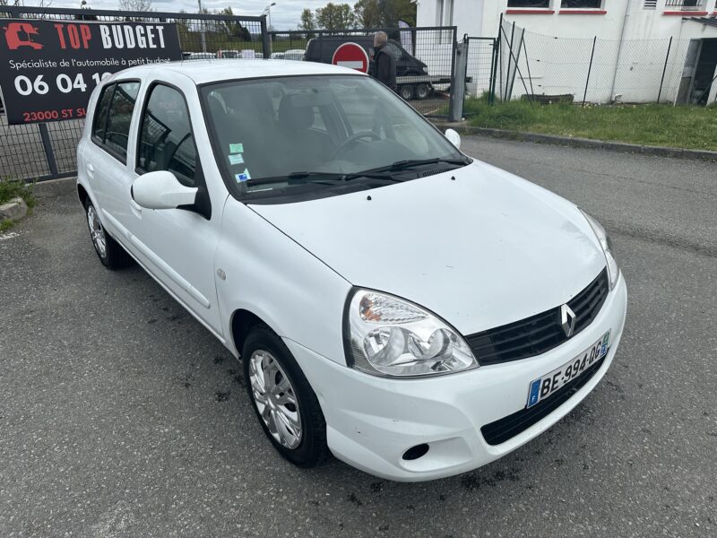 RENAULT CLIO II 2010