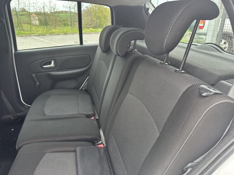 RENAULT CLIO II 2010