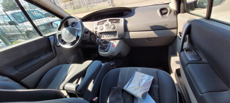 RENAULT MEGANE SCENIC 2004