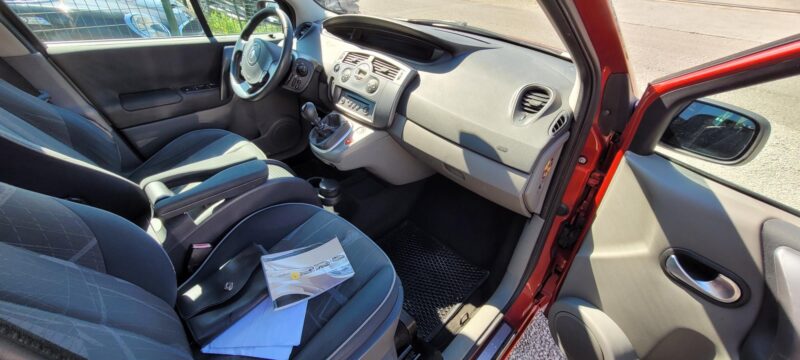 RENAULT MEGANE SCENIC 2004