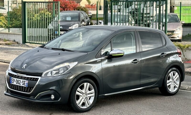 PEUGEOT  208 2017