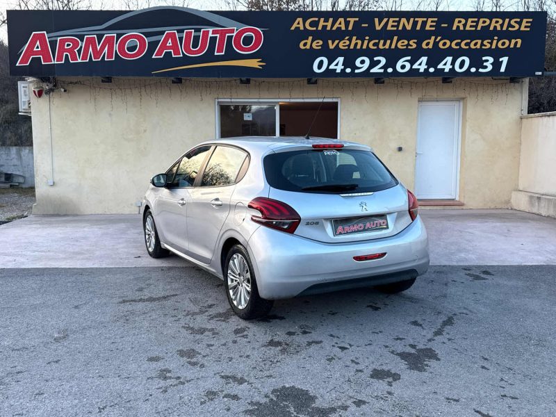 PEUGEOT 208 1.2 PureTech 82 ch Active BVM5