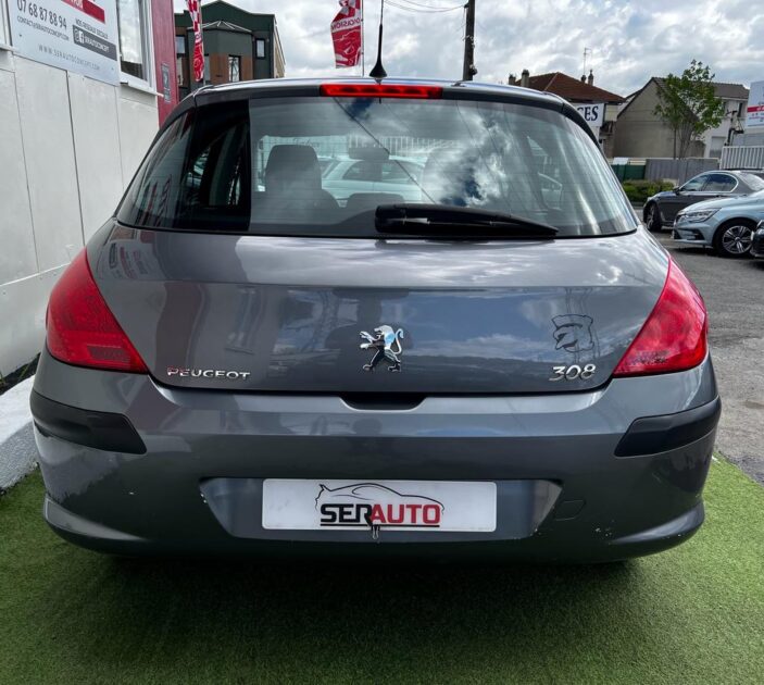 PEUGEOT 308 2010