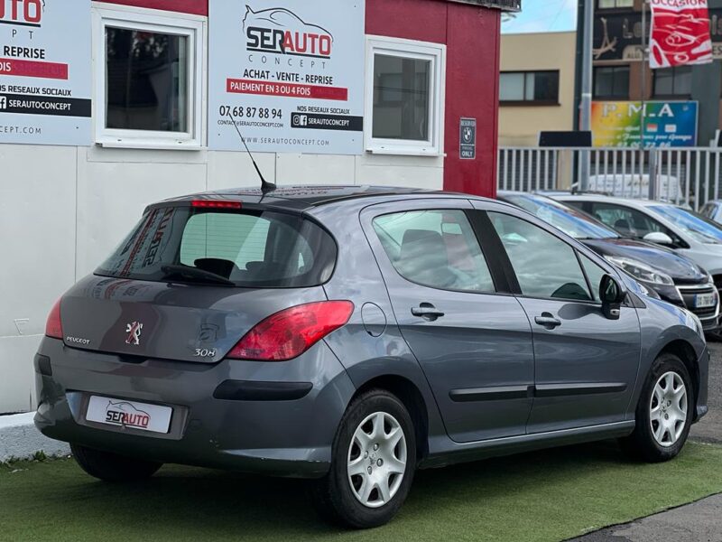 PEUGEOT 308 2010