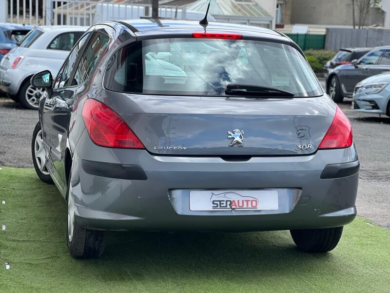 PEUGEOT 308 2010