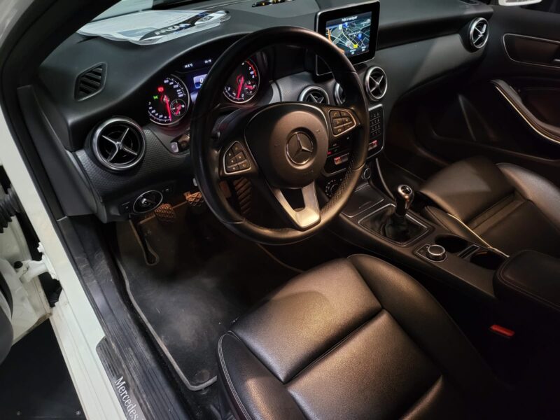 MERCEDES CLASSE A 160 SENSATION 102 cv APPLE CARPLAY / CAMERA / SIEGE CHAUFFANT