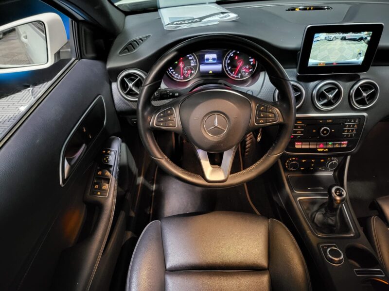 MERCEDES CLASSE A 160 SENSATION 102 cv APPLE CARPLAY / CAMERA / SIEGE CHAUFFANT