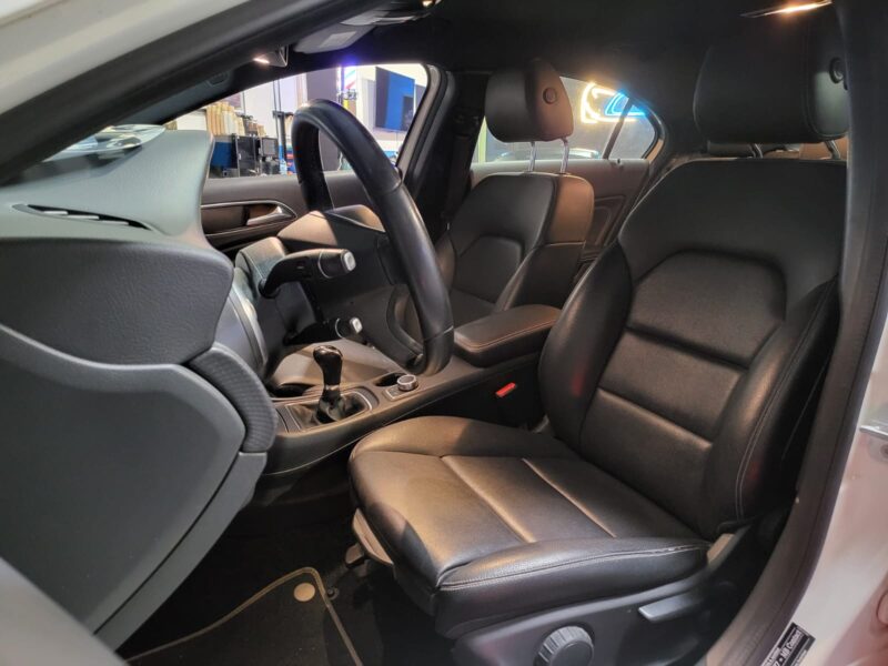 MERCEDES CLASSE A 160 SENSATION 102 cv APPLE CARPLAY / CAMERA / SIEGE CHAUFFANT