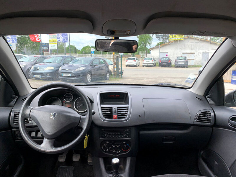 PEUGEOT 206+ 1.4i 73ch