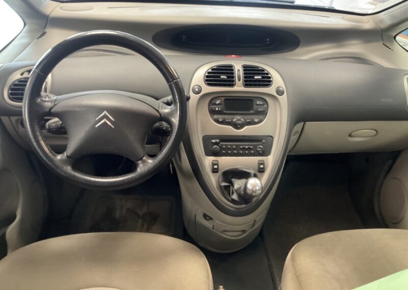 CITROEN PICASSO XSARA 1.6 HDI 90 1ERE MAIN EXCLUSIVE / 82 200 Kms TOIT OUVRANT ATTELAGE Garantie1an