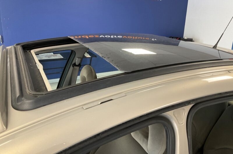 CITROEN PICASSO XSARA 1.6 HDI 90 1ERE MAIN EXCLUSIVE / 82 200 Kms TOIT OUVRANT ATTELAGE Garantie1an