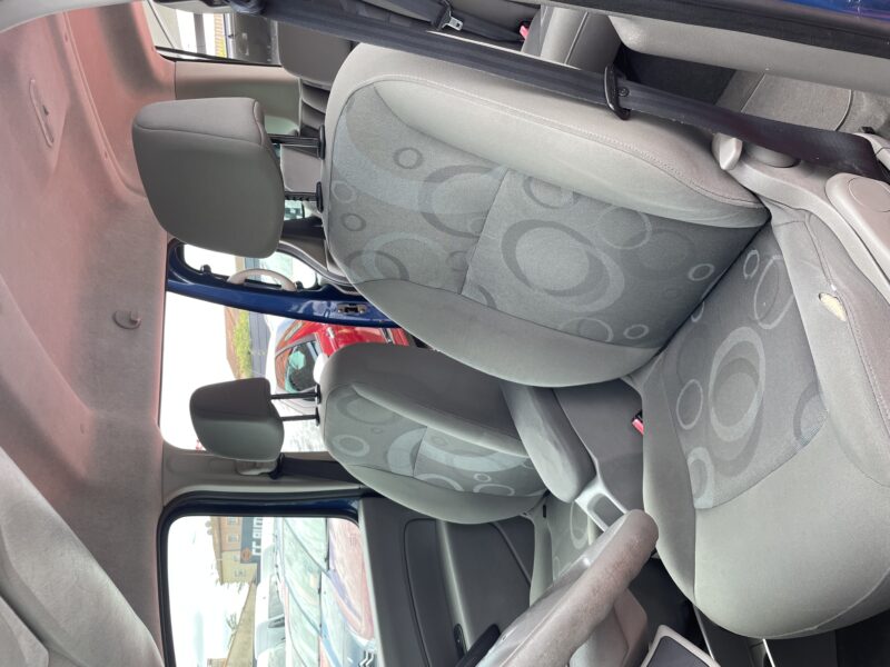 RENAULT KANGOO  2010