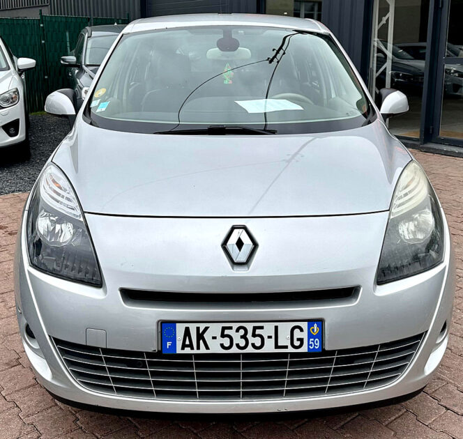 RENAULT MEGANE 2010