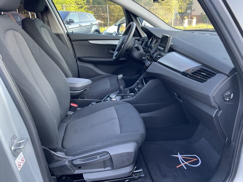 BMW Série 2 F45 - 216i 109ch Lounge GPS 36.000 km 2019