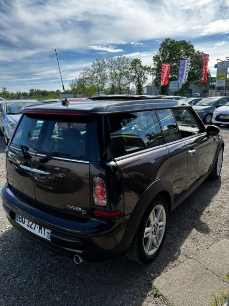 MINI MINI CLUBMAN 2011
