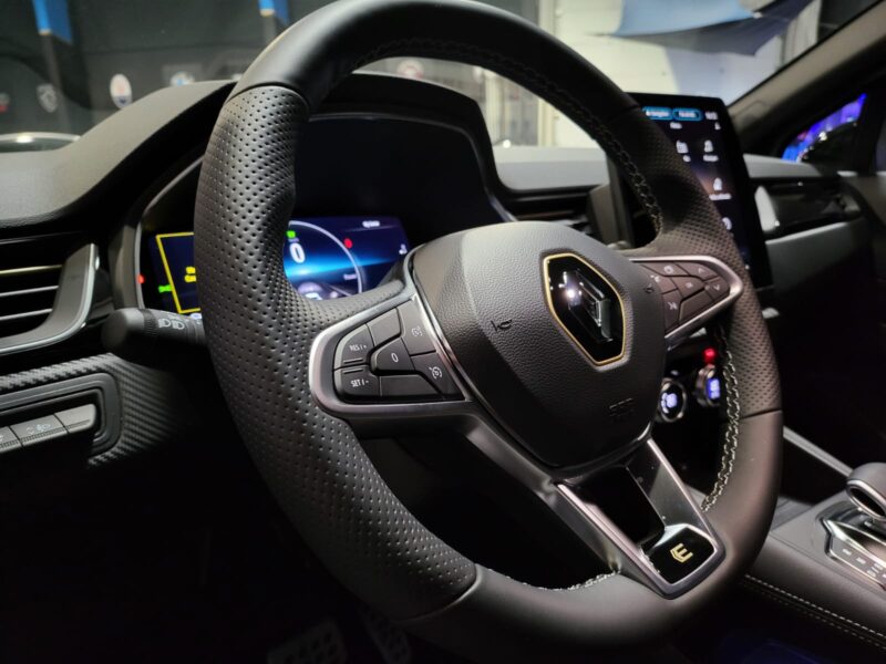 RENAULT CAPTUR E-TECH 145cv ENGINEERED HYBRID Cuir , Caméra GPS