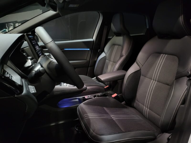 RENAULT CAPTUR E-TECH 145cv ENGINEERED HYBRID Cuir , Caméra GPS