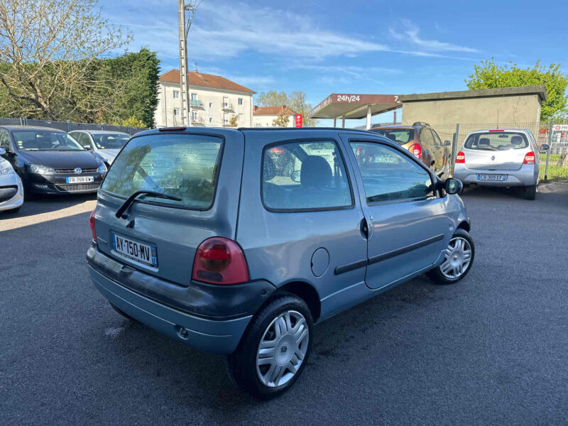 RENAULT TWINGO 2003