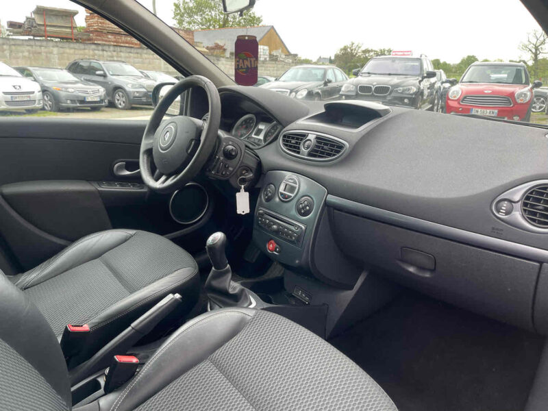 RENAULT CLIO III Grandtour 2009