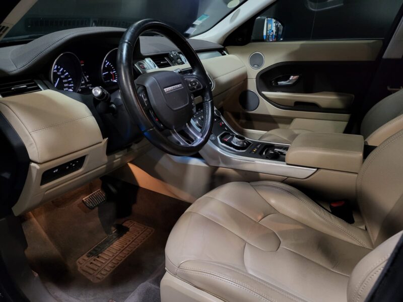 LAND ROVER RANGE ROVER EVOQUE 2.2 TD4 4x4 150cv Toit Panoramique, Caméra , Interieur Cuir