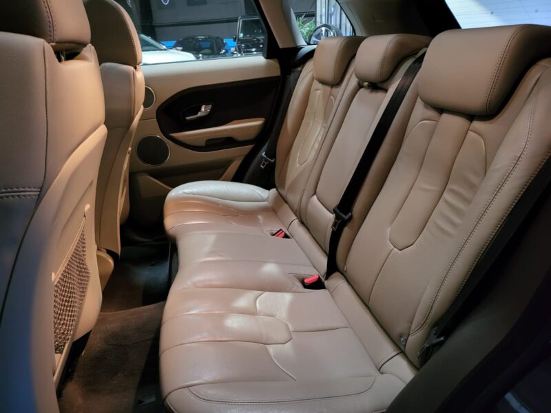 LAND ROVER RANGE ROVER EVOQUE 2.2 TD4 4x4 150cv Toit Panoramique, Caméra , Interieur Cuir