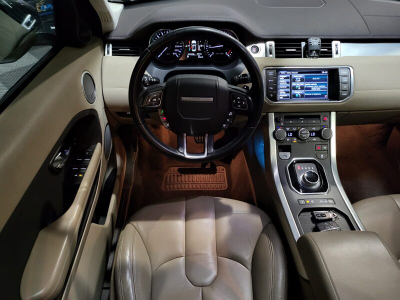 LAND ROVER RANGE ROVER EVOQUE 2.2 TD4 4x4 150cv Toit Panoramique, Caméra , Interieur Cuir