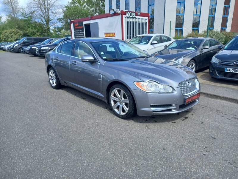 JAGUAR XF I 2010