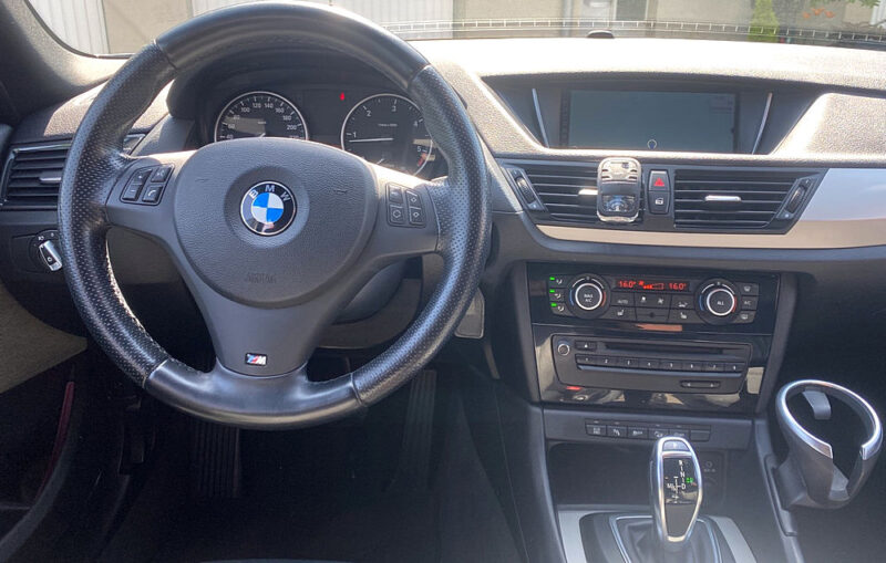 BMW X1 18D X-Drive Executive 143ch boite auto