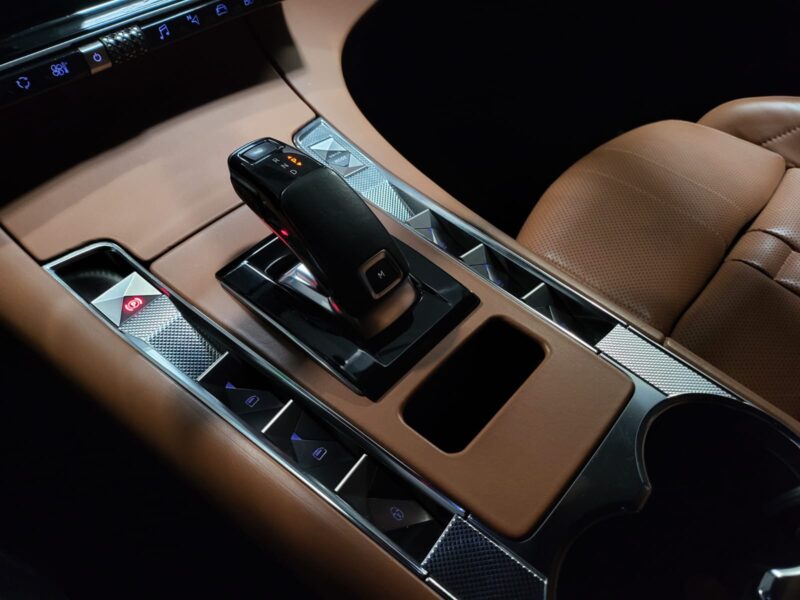 DS DS7 CROSSBACK 2.0 BlueHDi 177cv OPERA EAT8 